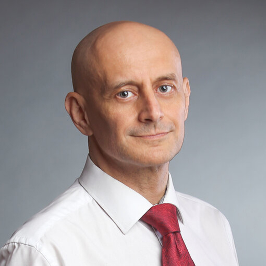Portrait photo of Sergej Ostojic
